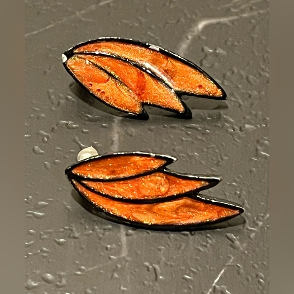 🧡VINTAGE ENAMEL STATEMENT EARRINGS – Orange & Black - Picture 3 of 3